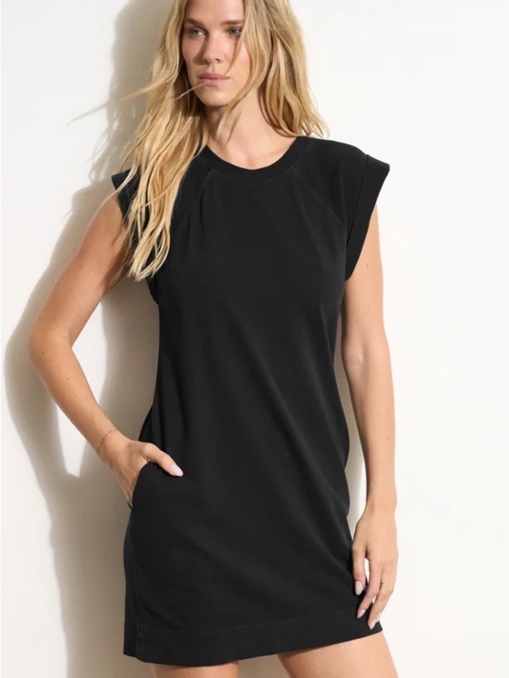 Rowan Estelle Raglan Black Cap Sleeve Mini Shift Dress. Size XS